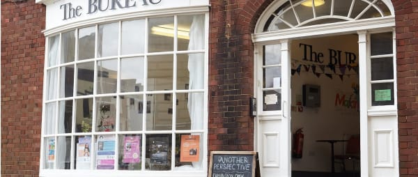 The Bureau Centre for the Arts seeks volunteers